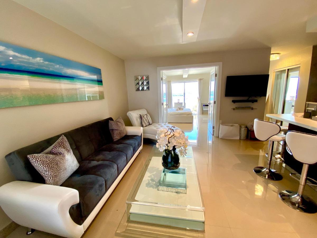 Premium Modern Waterfront Apartment With Miami Skyline View On The Bay 5 Mins Drive To Miami Beach With Free Parking Kültér fotó